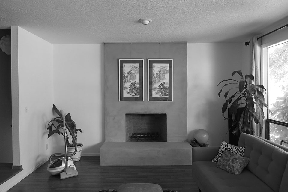 This is a photo of the fireplace at the Hawkridge Modern before being renovated.